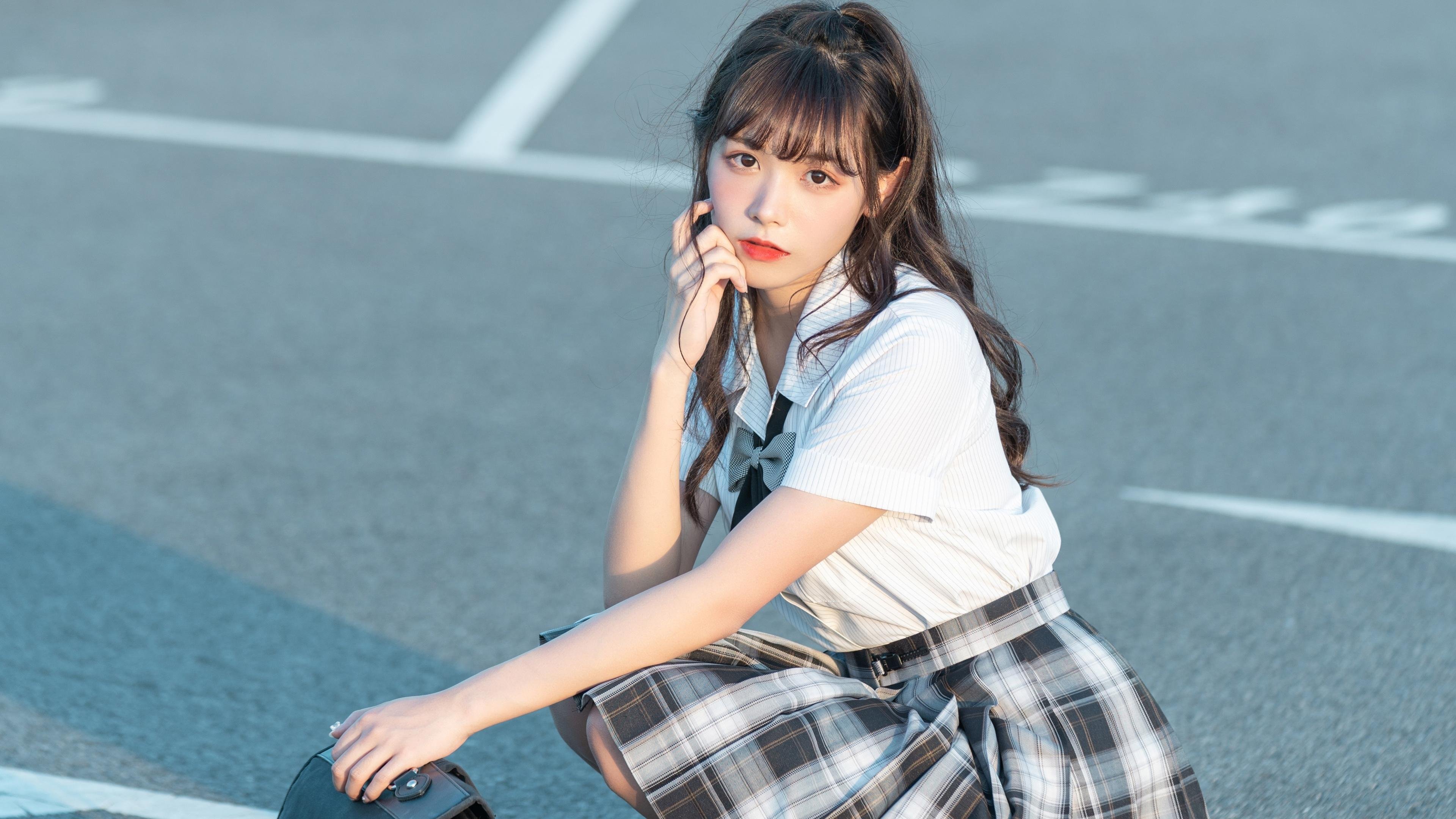 中国男篮外线核心状态回升 带动整体进攻,中国男篮历经28小时抵达赛区